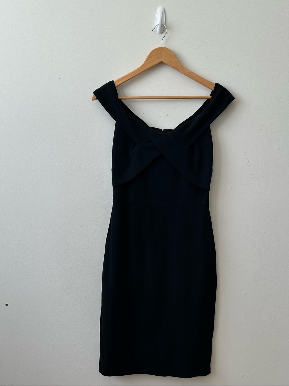 Eva Franco Women’s Party Cocktail Off Shoulder Sheath Dress Black Size 0